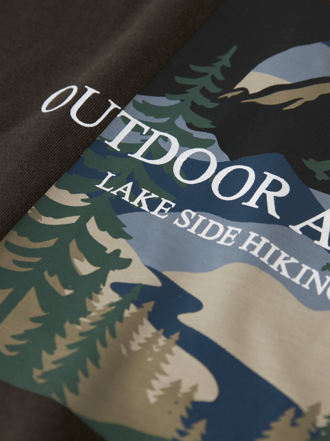 model_shot-front_full